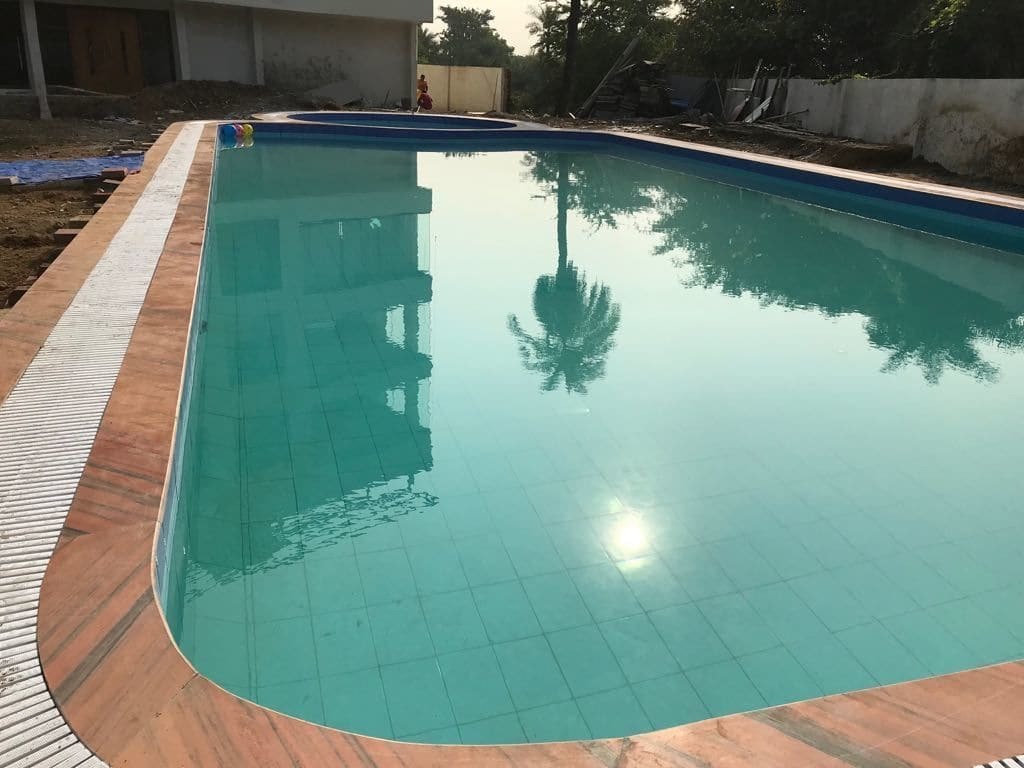 Hotel Tania Searock Daman Exterior photo